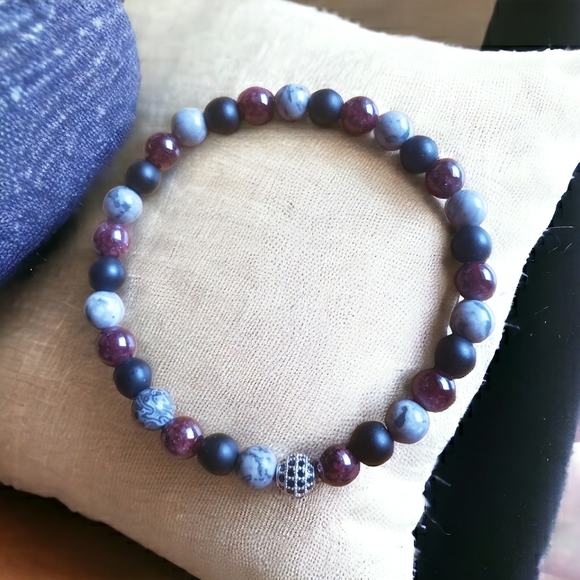 Gray Jasper, Matte Black Onxy, & Garnet Handcrafted Beaded Bracelet - Picture 3 of 6